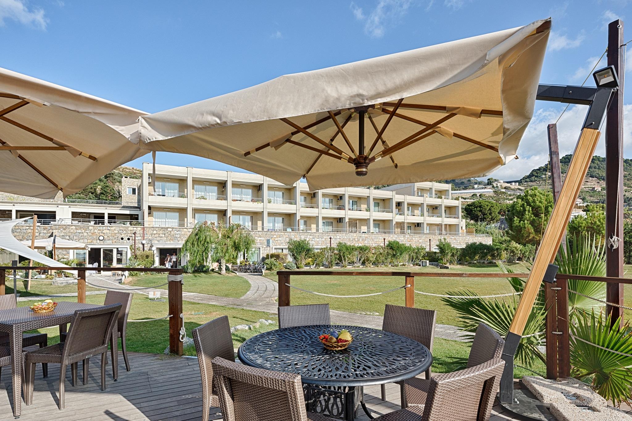 Aregai Marina & Santo Stefano al Mare