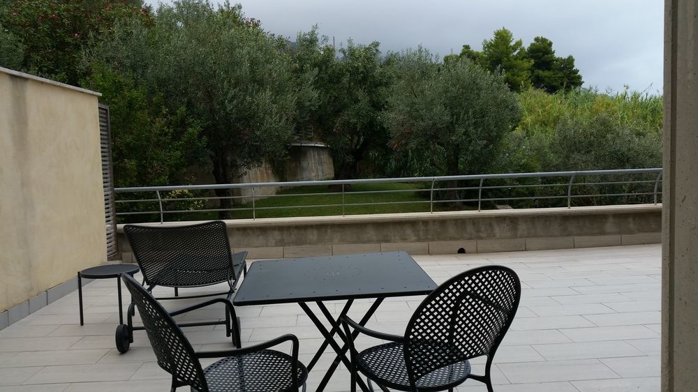 Hotel Aregai Marina & 4*