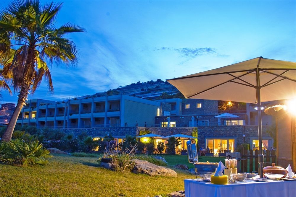 Aregai Marina & Hotel Santo Stefano al Mare
