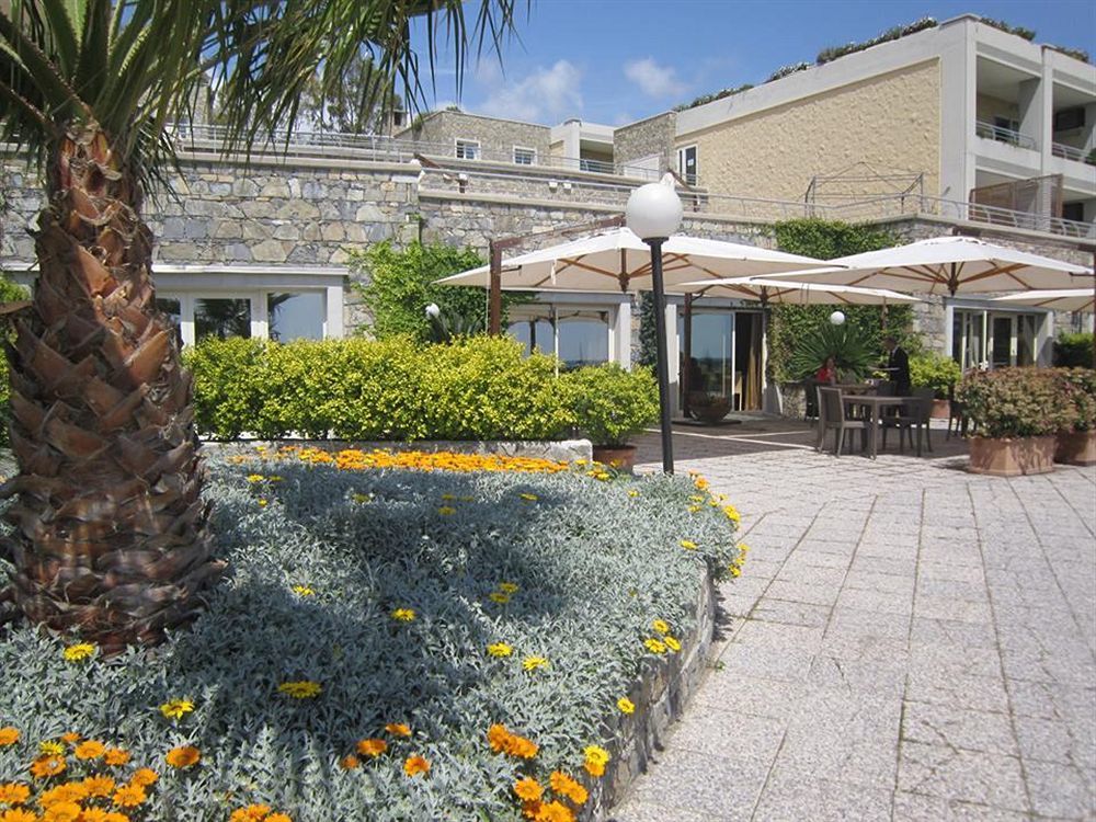 Aregai Marina & Hotel