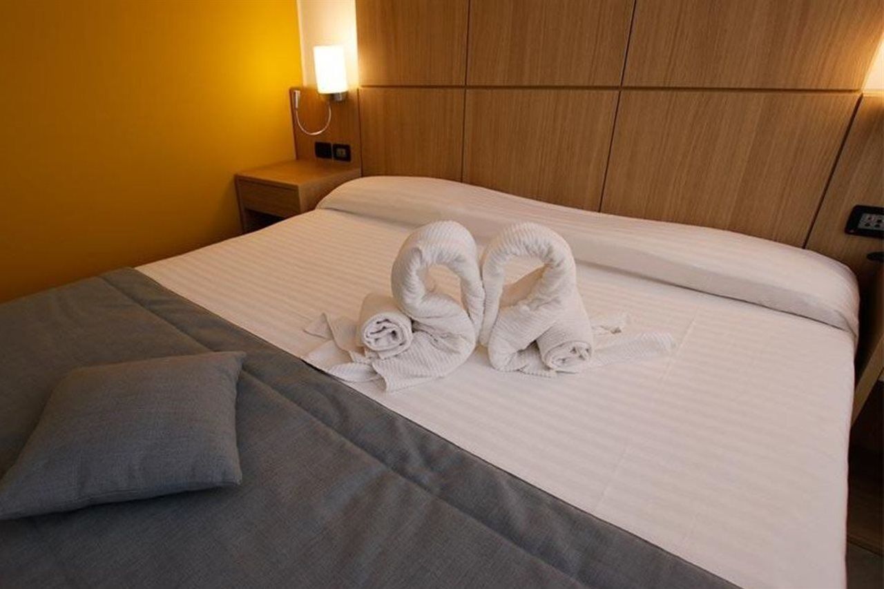 Aregai Marina & Hotel 4*